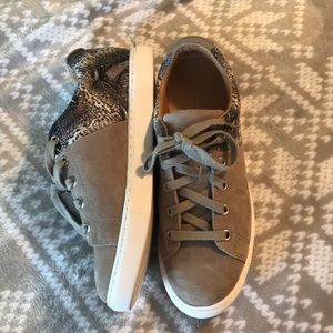 Tahari Sneakers